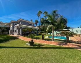 villas for sale in casares