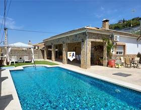 villa sale iznajar village by 275,000 eur