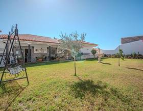 villas for sale in arona