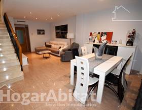 townhouse sale onda avd.constitución - sierra espadan by 220,000 eur