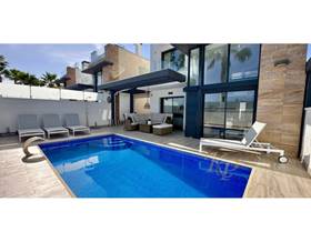 houses for sale in pinar de campoverde