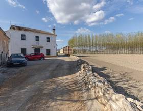 villas for sale in guevejar