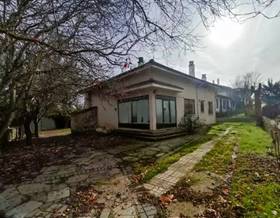 villas for sale in almarza