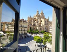 flat rent segovia pza mayor by 1,750 eur