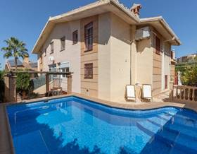 villas for sale in pinos genil