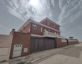 houses for sale in villanueva de perales