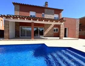 chalet sale sant pere pescador by 495,000 eur