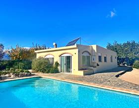 chalet sale roquetes cataluña by 300,000 eur