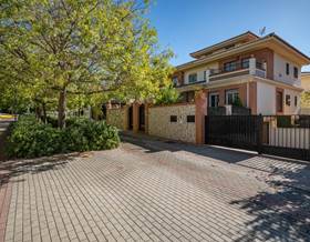 villas for sale in granada