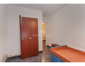 flat sale terrassa by 125,000 eur