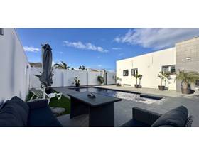 villas for sale in jacarilla