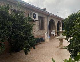 villas for sale in palomares del rio