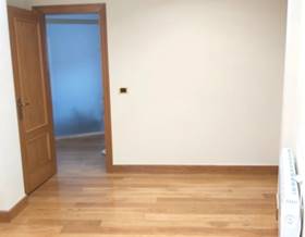 office rent vizcaya barakaldo by 300 eur