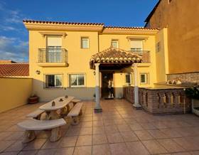 villas for sale in archez