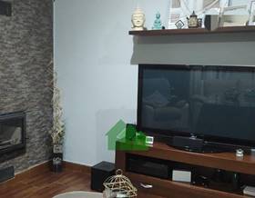 separate house sale puebla de la calzada by 137,000 eur