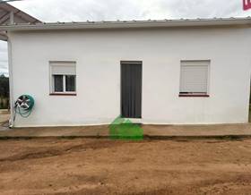 chalet sale montijo by 85,000 eur