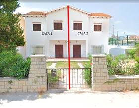 houses for sale in llosa de camacho