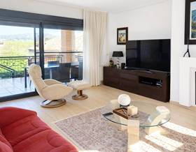 villas for sale in miraflores de la sierra