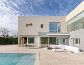 villas for sale in vilamacolum