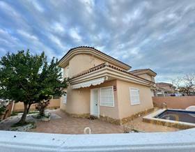villas for sale in pinar de campoverde