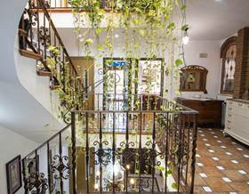 villas for sale in granada province