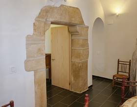 villas for rent in caceres province