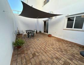 flat sale dos hermanas casco antiguo by 170,000 eur