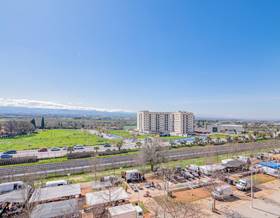 flat sale granada la chana by 260,000 eur