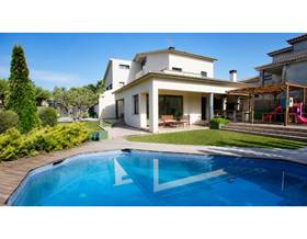 single family house sale olerdola by 599,000 eur