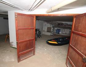 garage sale lo pagan villananitos by 22,000 eur