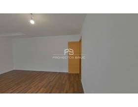 flat sale barcelona by 364,000 eur