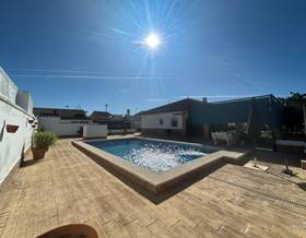 villa rent dos hermanas by 1,200 eur