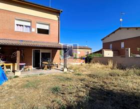 villas for sale in revillarruz