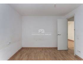 flat sale l`hospitalet de llobregat by 185,000 eur