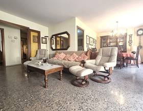 flat sale reus barrio poetas by 265,000 eur
