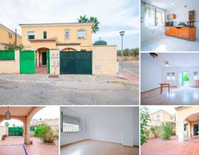 villas for sale in sanlucar la mayor